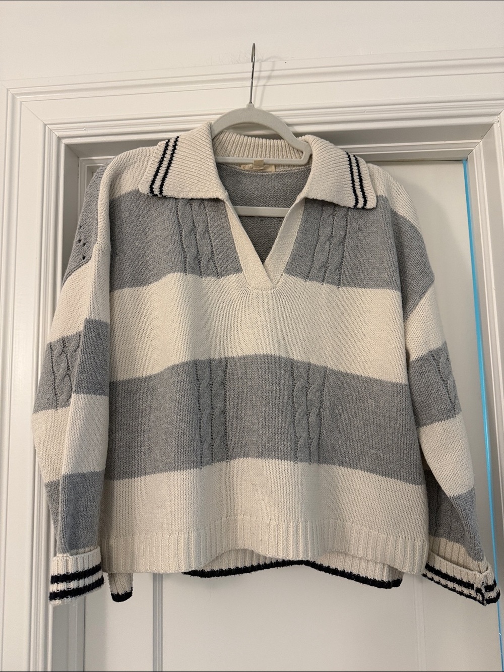 Mystree Striped V-Neck Polo Sweater in Cream and Light Gray
